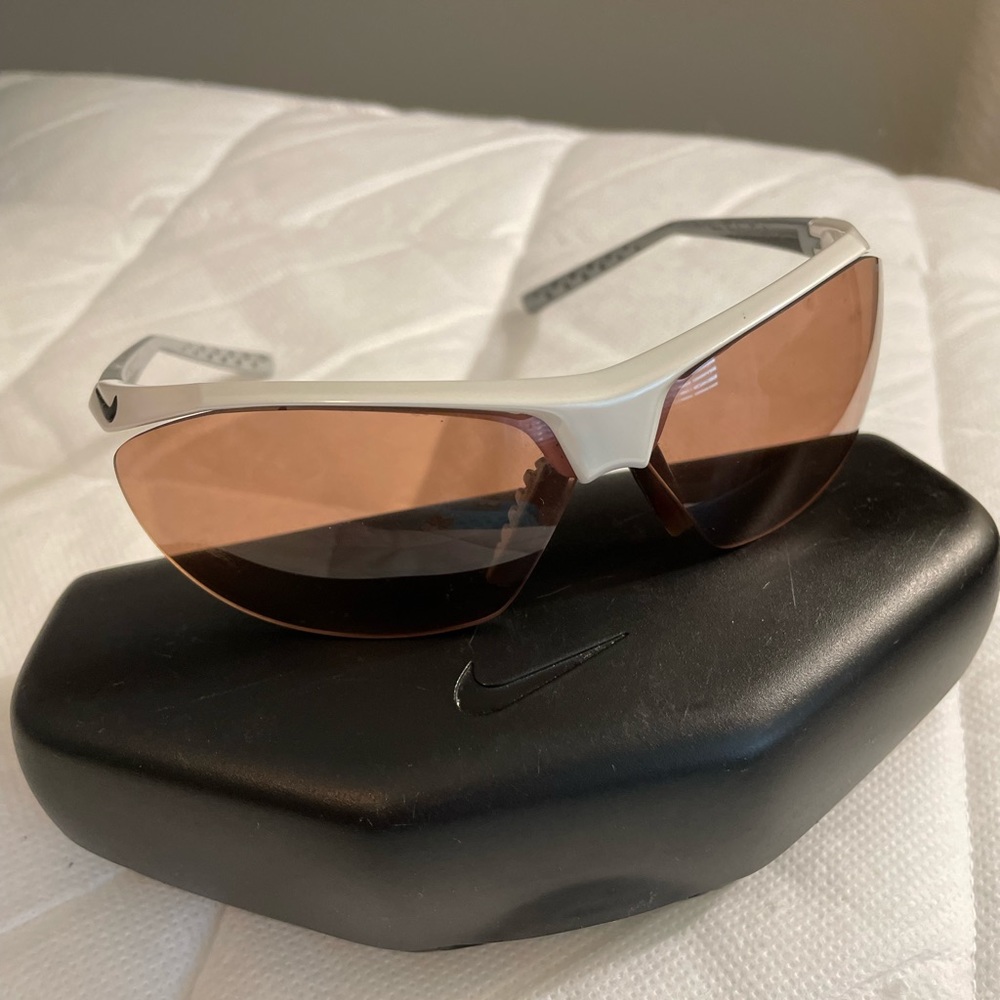 Available-Nike Sports Sunglasses with Polarized lenses